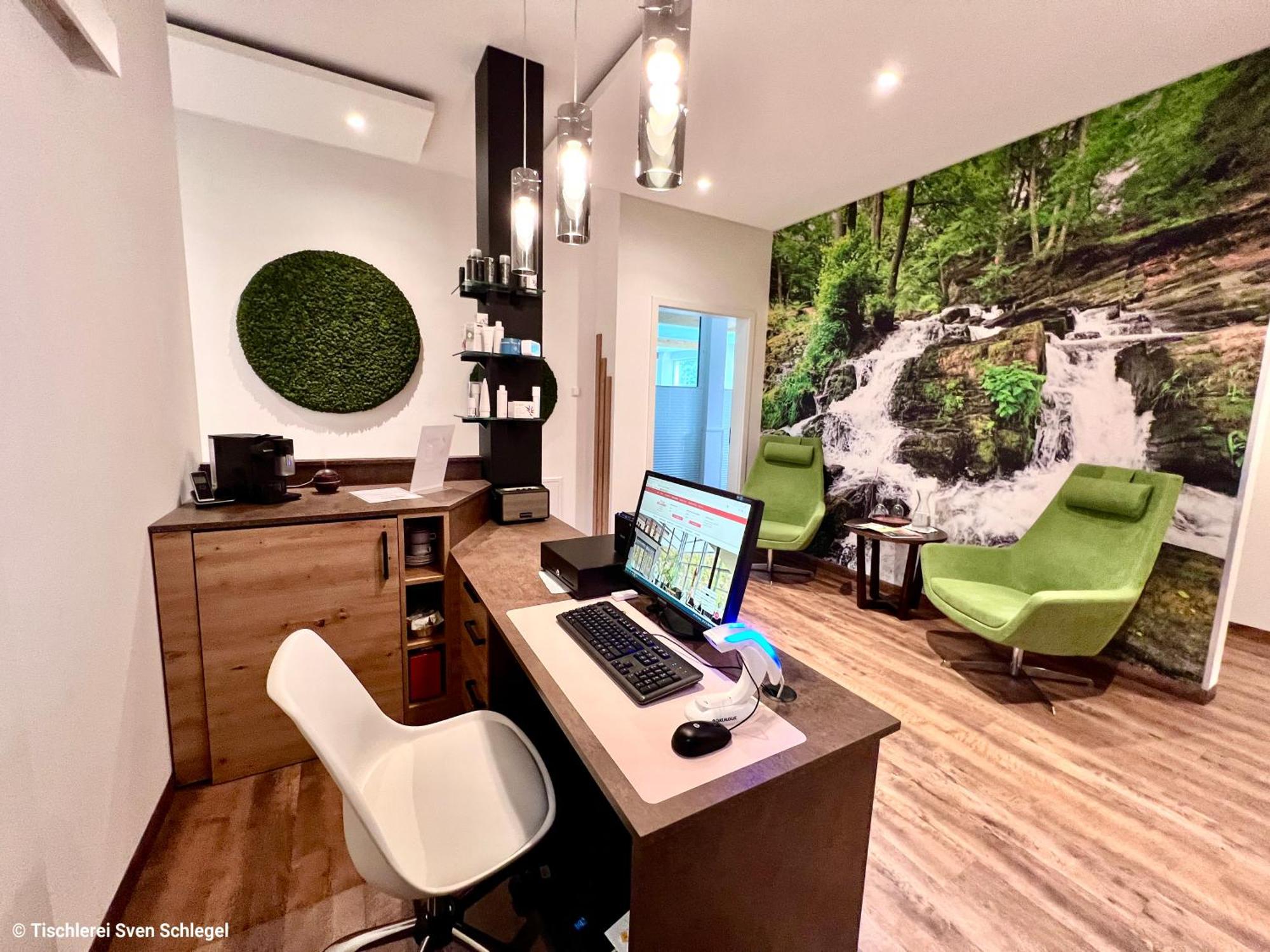 Morada Hotel أليكسيسباد المظهر الخارجي الصورة